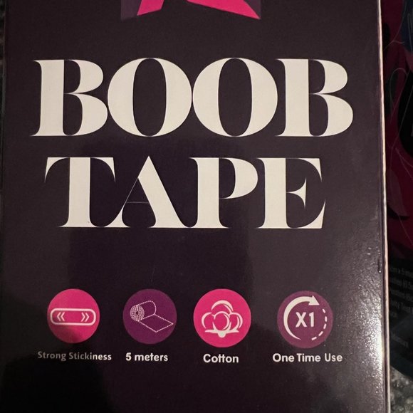 WonderTwins Breast Lift Tape - Waterproof & Sweat-proof Adhesive Boob Tape X 2 - Picture 5 of 9